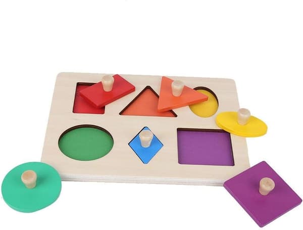 Geometriske treleker for spedbarn