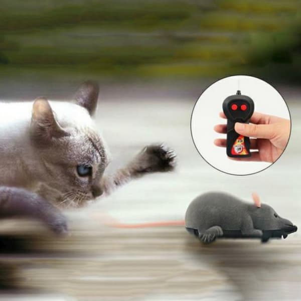 1 pc remote controlled mouse / cat toy - Toy for cat grey