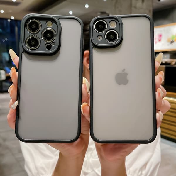Etui kompatibelt med iPhone 15, med en mat hudfølelse