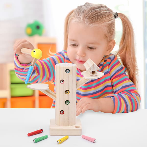 Montessori finmotoriske leker for barn, plukke opp pinner spill