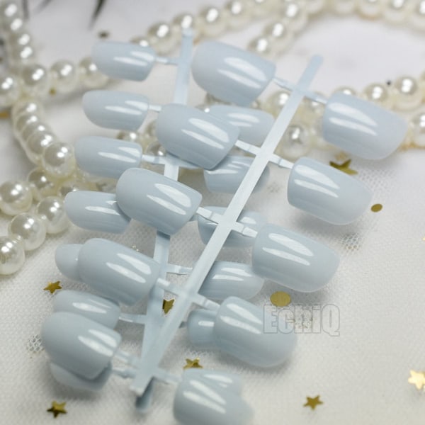 1 lot Engros Korte Fuld Negle Tips 10 sæt Lyseblå Candy Ren Farve Akryl Kvinder Bære Falske Færdige Negle til Makeup Manicure Værktøj