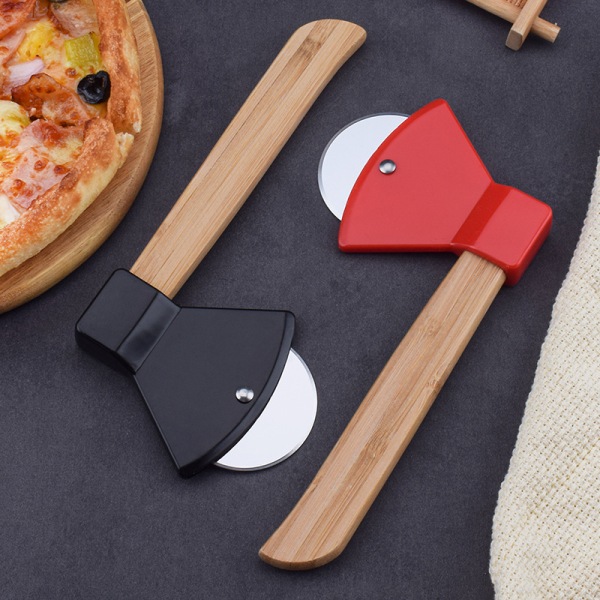 4 økse-type pizzaskærere med bambushåndtag og skarpe roterende knive til pizza, brød, kager osv. - rød + sort farve