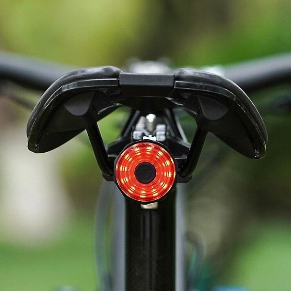 Baklys sykkelbremseføler Mtb sykkel baklys salfeste 7 moduser farge setepinnebrakett