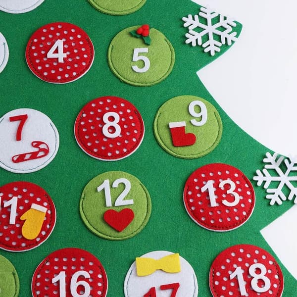 Filt-adventskalender til juletræ - Nedtælling til jul