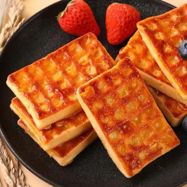 Waffle Iron Silicone Mold, Square Waffles, for Making Chocolate, Cakes, etc.