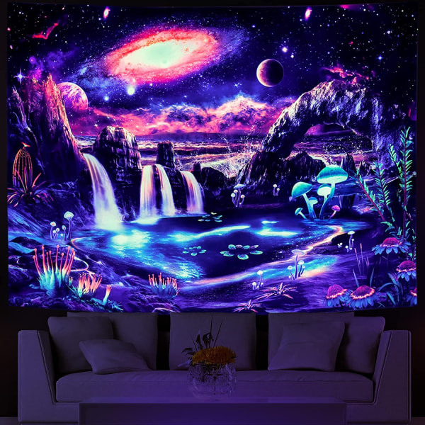 Blacklight Galaxy Tapestry, Burning Sun Space Bergsjö Landskap Gobelänger för sovrum Vattenfall Mystiska växter Väggupphängning
