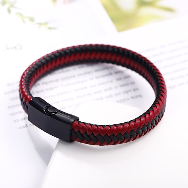 Armband i flätad äkta läder för män med magnetiskt lås