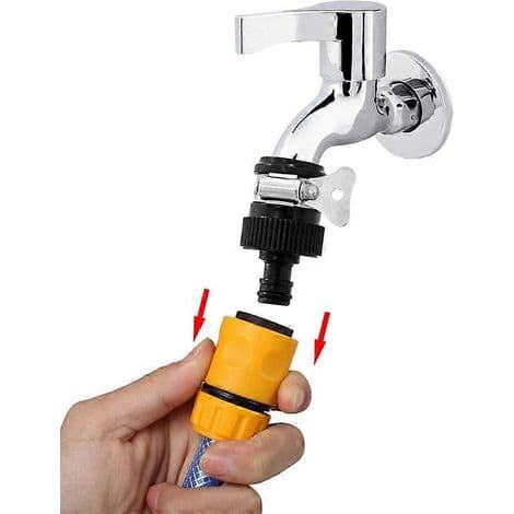 Universal gummikranforbindelse med metallklemme og adapter for vannslange.