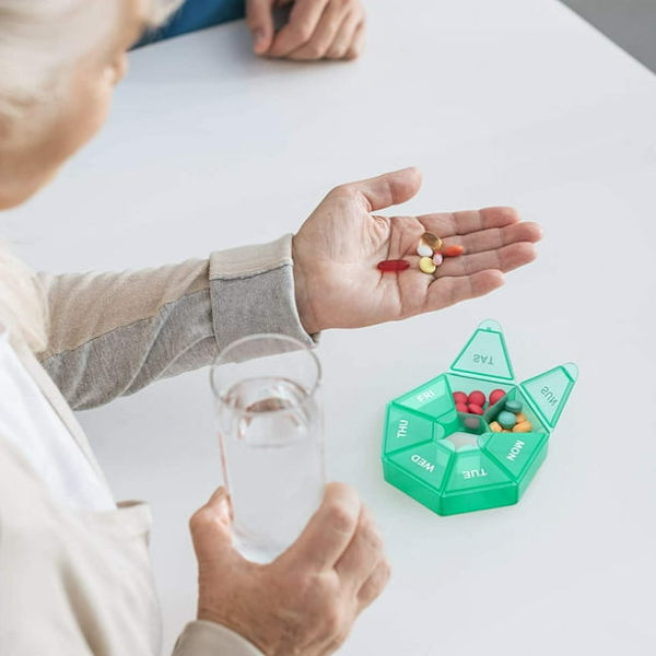 Daglig Pille Organiser, 7 Dages Bærbar Medicinboks, Lille Medicinboks (To Lilla)