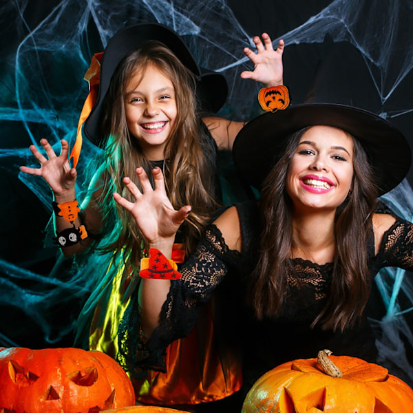 Halloween Slap Armbånd Party Favors til Børn Halloween Snap Armbånd Bulk 4stk Halloween Tema Designs Armbånd