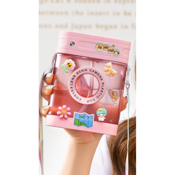 2 kpl Kamera Vesipullo, Kawaii Vesipullo Hauskoilla Piirroshahmo Tarroilla. Kannettava Vuotamaton BPA-vapaa Juomapullo