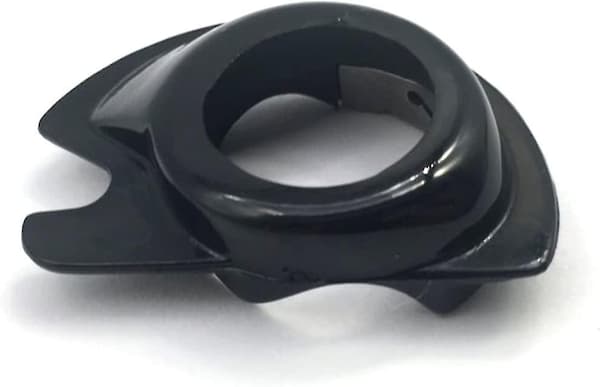 2 st spolarhus för Singer symaskin, toppmatade spolar
