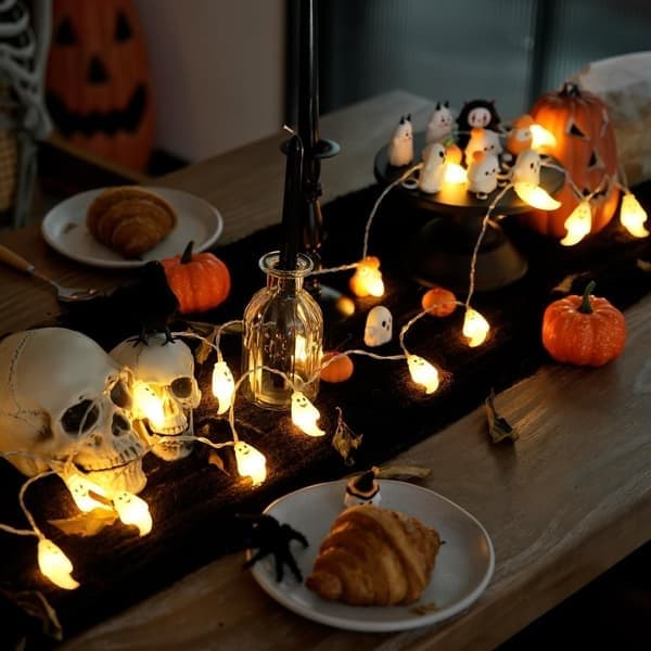 Halloween String Lights, 3m 20 LED Cute Battery Operated Ghost String Lights Indoor for Decorations (Warm White)