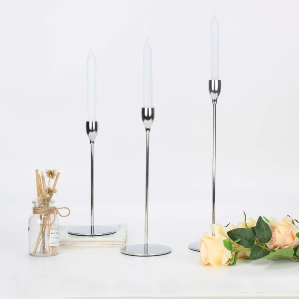 Hopeiset kynttilänjalat, 3 erikokoista sarjaa, korkeat kartiomaiset kynttilänjalat, koristeelliset metallikynttilänjalat, retrohääpäivällisen ruokapöydän kynttilänjalat