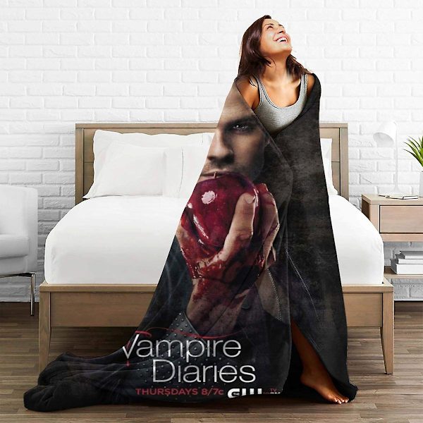 Damon Salvatore The Vampire Diaries Fleece-teppe - Horror, Multifunksjonelt, Varmt, Reiseteppe, Sengteppe