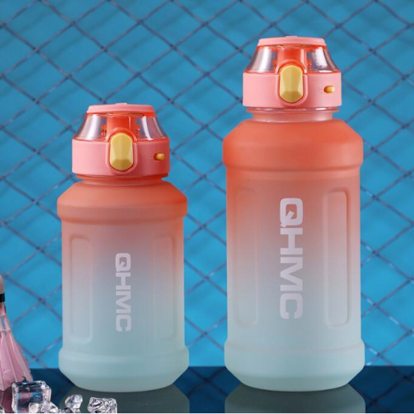 Stor vattenflaska med sugrör för fitness, gym och utomhussporter pink 1300ml