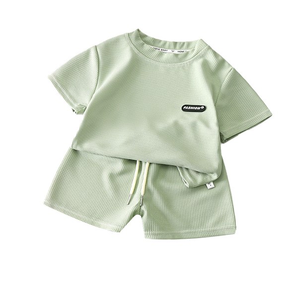 Sommarset för pojkar, kortärmad t-shirt med bokstavstryck och shorts light green 110