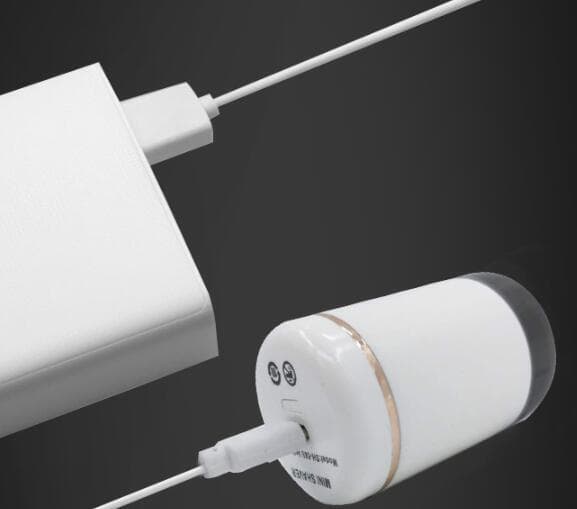Bärbar elektrisk mini USB -rakapparat för män Green