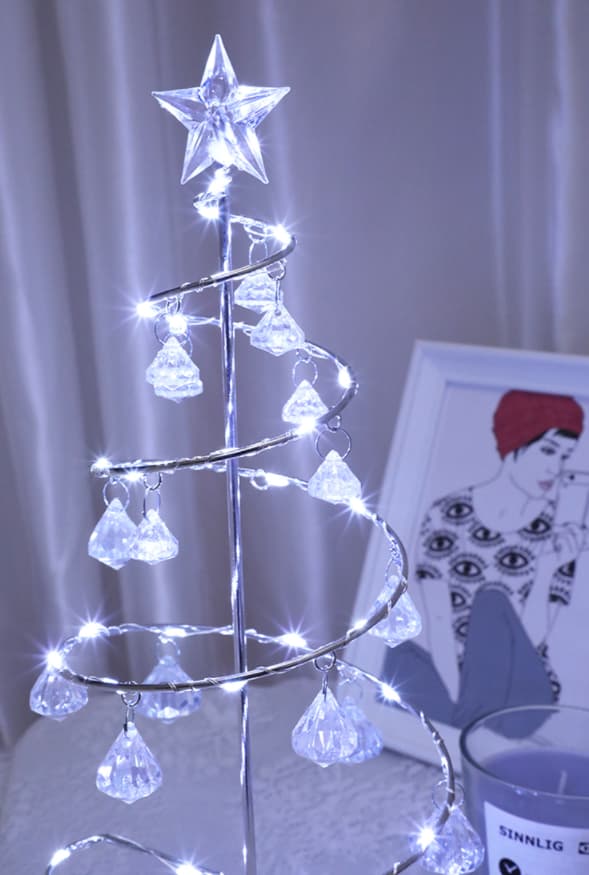 13 I julgran Kristalllampa Silver