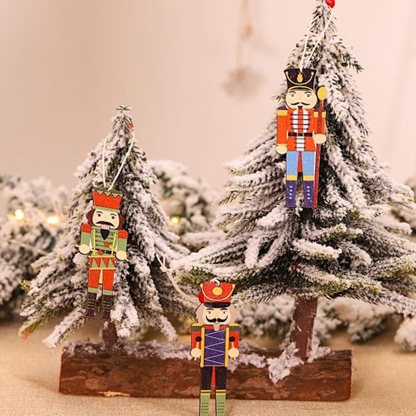9 st julgranspynt i trä - Nötknäpparefigurer 8.9*3.1*0.2CM
