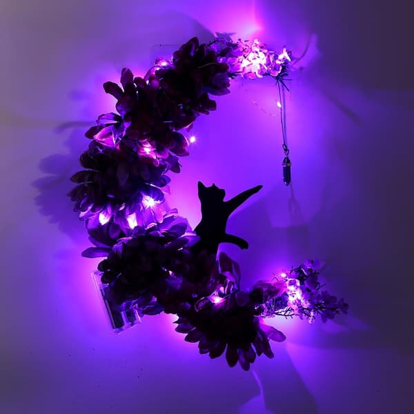 Puoliskuun seppele valoilla, Halloween-seppeleet etuovelle C