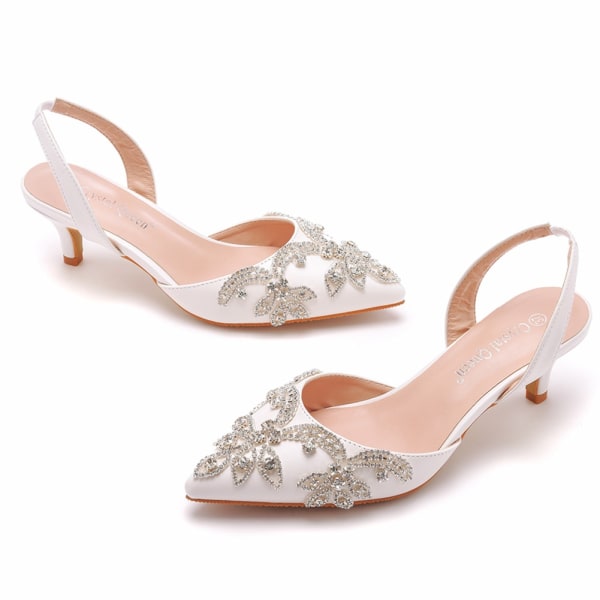 Kvinnors Slingback lågklackade spetsiga tåpumpar White 37