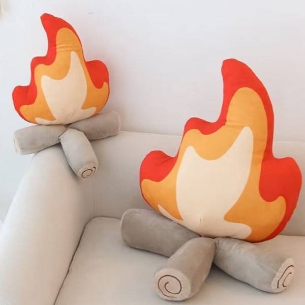 Plyschleksak för barn med låtsaslek Felt Campfire 40*45cm