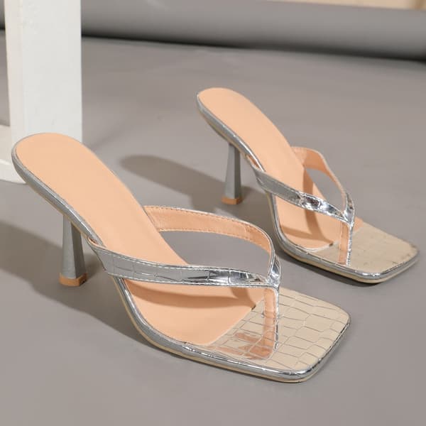 Naisten Miami Kitten Heel Thong-sandaalit Silver 36