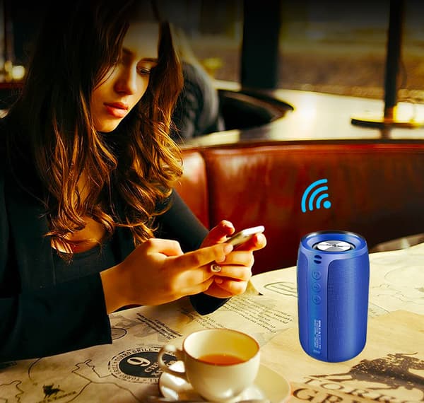 Trådlös bärbar Bluetooth Boombox-högtalare blue