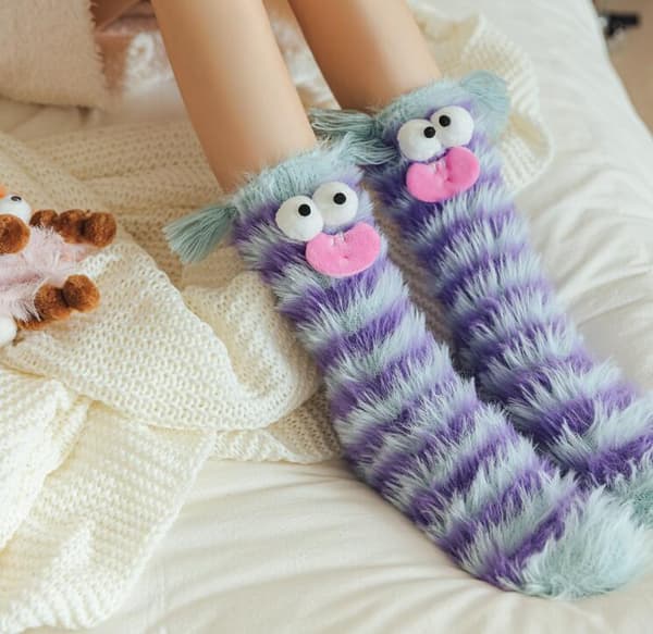 Fuzzy Quirky Mid-Calf Sokker Pinstripe