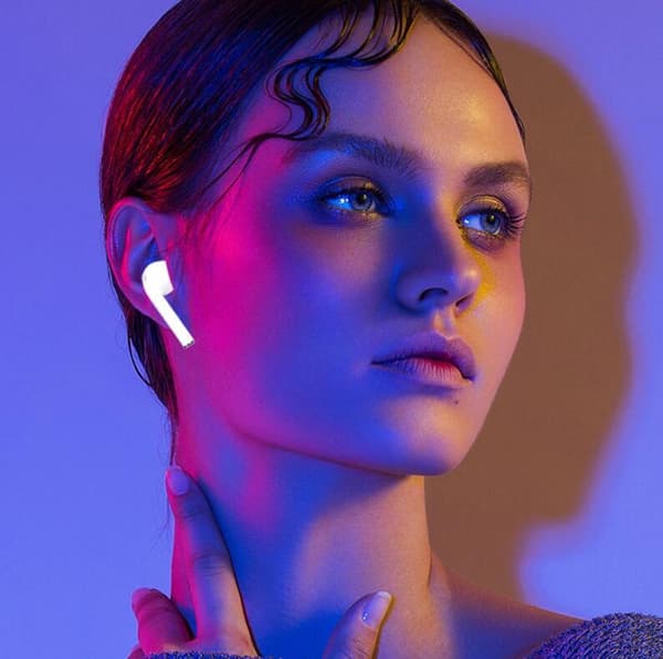 In-ear brusreducerande trådlösa Bluetooth sporthörlurar White