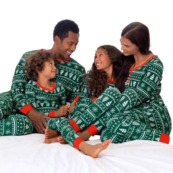 Julklappspyjamas med julgran och snöflingemönster Kid 10T
