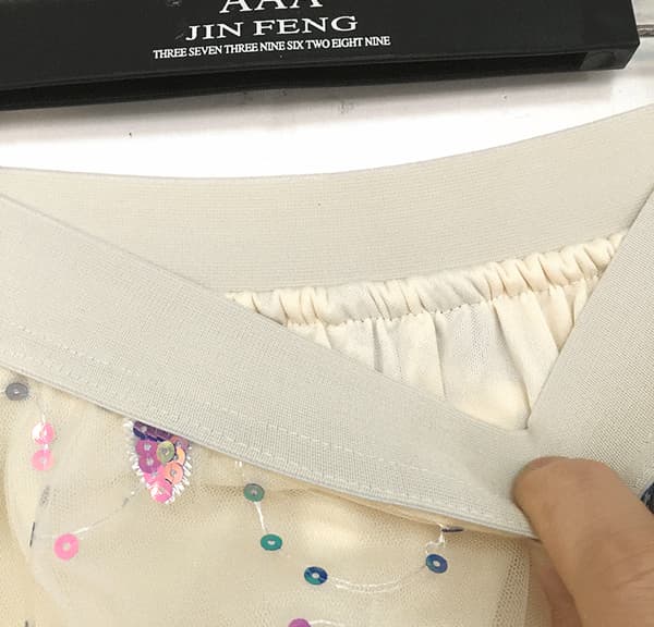Dame 3D Sommerfugl Dobbeltlags Mesh Midi Nederdel White