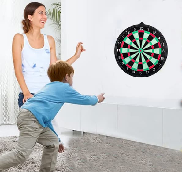 Med Magnetiske Pil og 16\" Darttavle 40.6CM