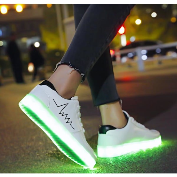 Glødende Sneakers til Børn Lysende Sko med Lysende Sål 36