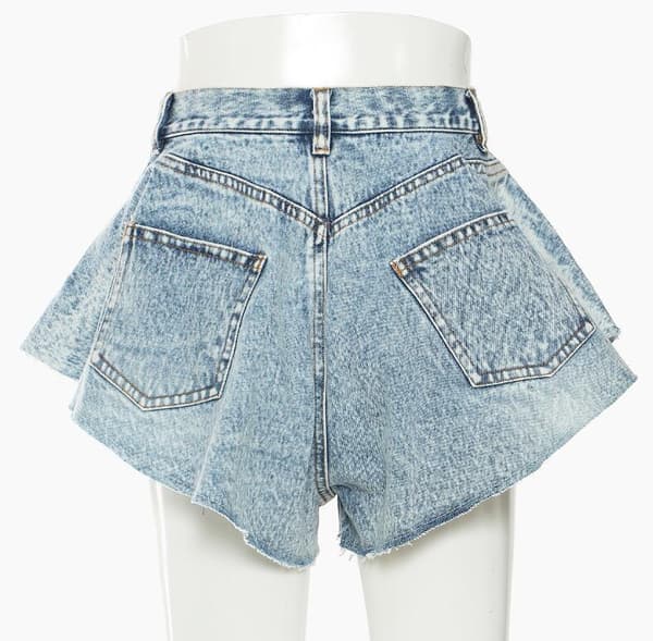 Denimshorts med volangfåll för kvinnor l
