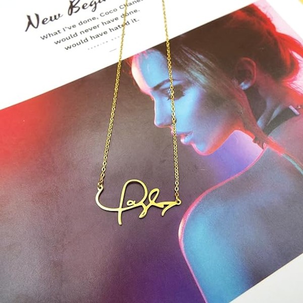 TS-inspirerat Halsband för Kvinnor SWIFTIE Gold Signature