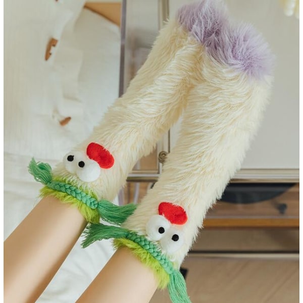 Fuzzy Quirky Mid-Calf Sokker White