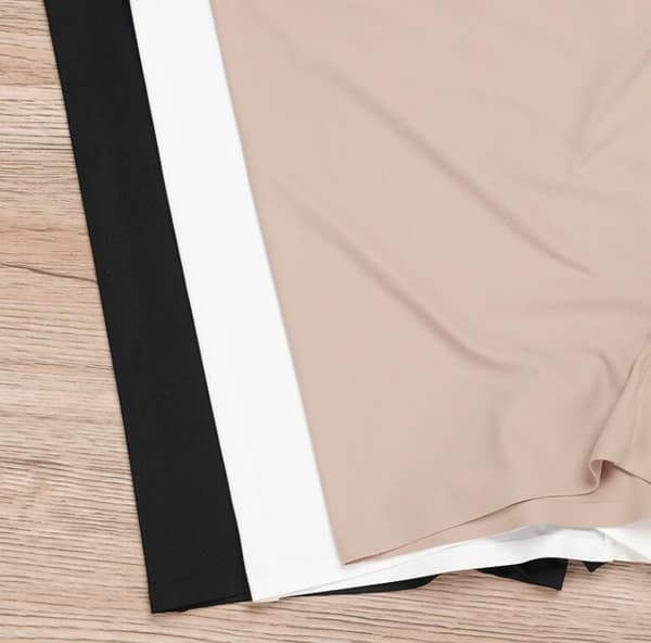 Sømløse Shorts for Kvinner - Myke og Elastiske, Usynlige Boxer Shorts/Truser White M