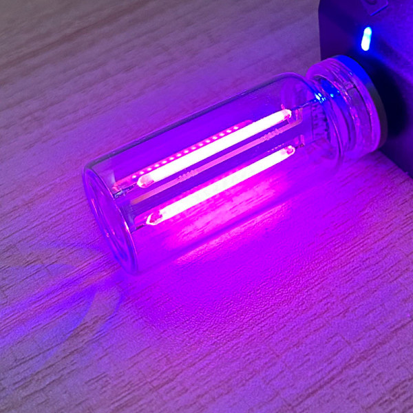 Kannettava kosketusohjattu LED-yövalo, Mini USB-lamppu Purple