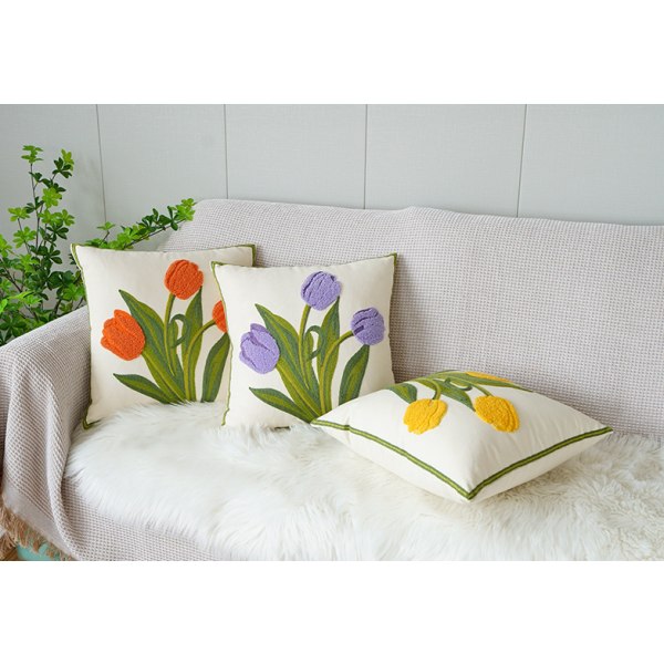 Tulip Flower Brodery Soffa Kudde Slängkudde Purple Tulip