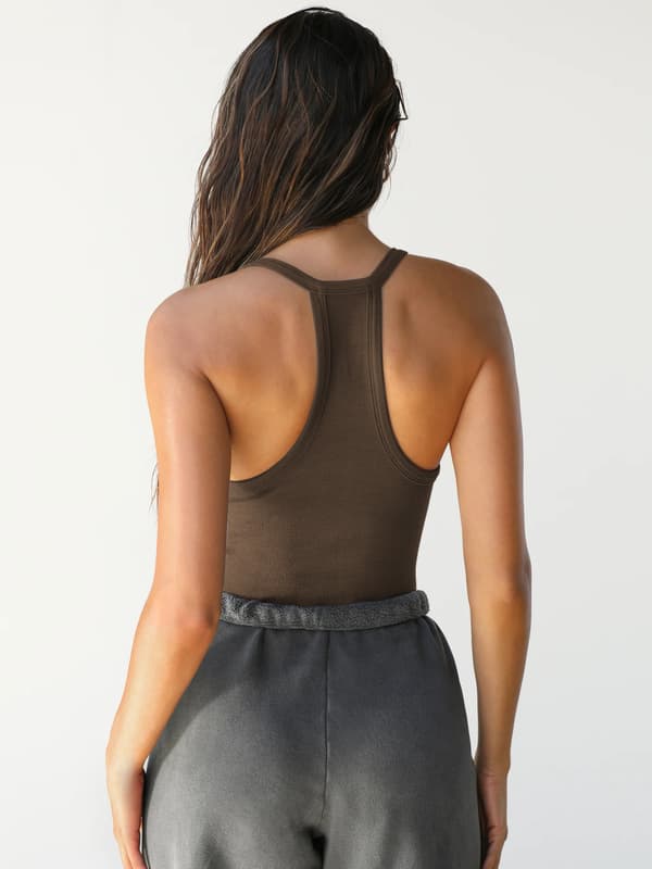 Dam Racerback Basic Tank Camisole V-ringad Slim Fit Ribbad Ärmlös Brown M