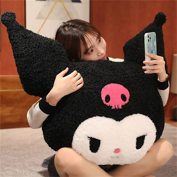 Kuromi Melody Kudde Cushion e Cartoon Doll Plyschleksak 85CM