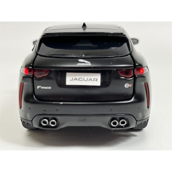 Jaguar F Pace Musta LHD Valo- ja Ääni 1:32 Mittakaava Tayumo 32110018