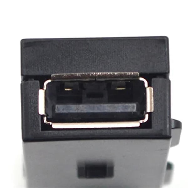 5Q0035726E CarPlay USB -asennuspistorasia Kytkimen painike 5Q0 035 726 E