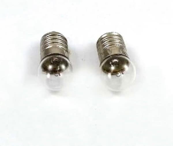 10 kpl Mini-lamppuja E10-kierteellä taskulampulle, 2,5 V 0,3 A 12