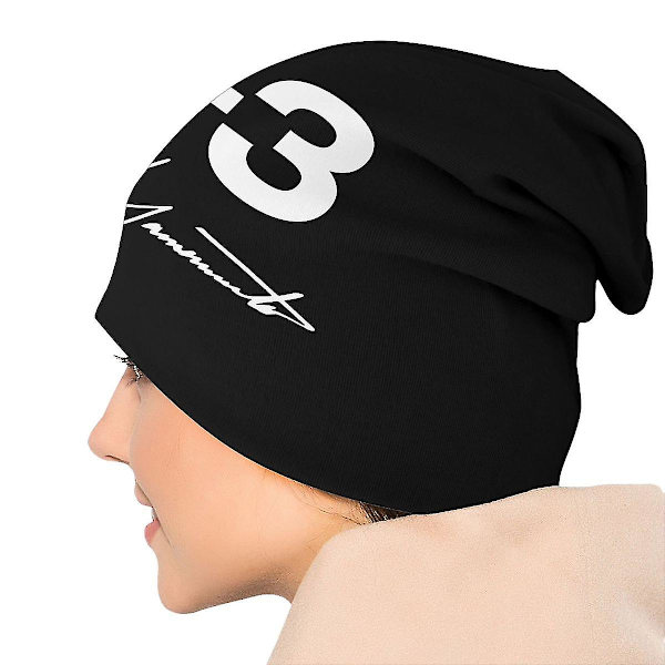 Yohji Yamamoto Skullies & Beanies - Mössor för Män, Kvinnor & Unisex - Utomhus, Vinter, Varm, Stickad Hatt, Vuxen, Bonnet