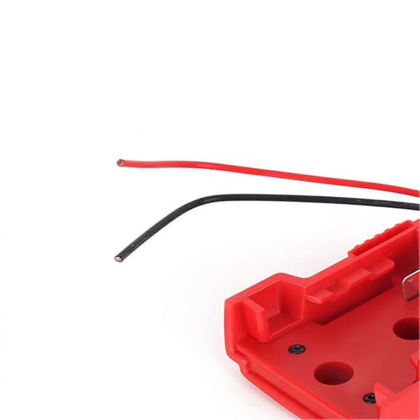 Milwaukee M18 (18V) strømadapter, batteriholder (to sæt solgt)