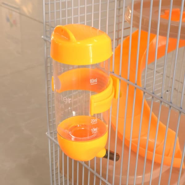 Vannflaske/flaske/vanndispenser i plast for kaniner, hamstere og små dyr (gul)