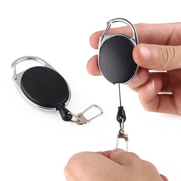 2-pack – Utdragbar nyckelring / nyckelhållare med snodd